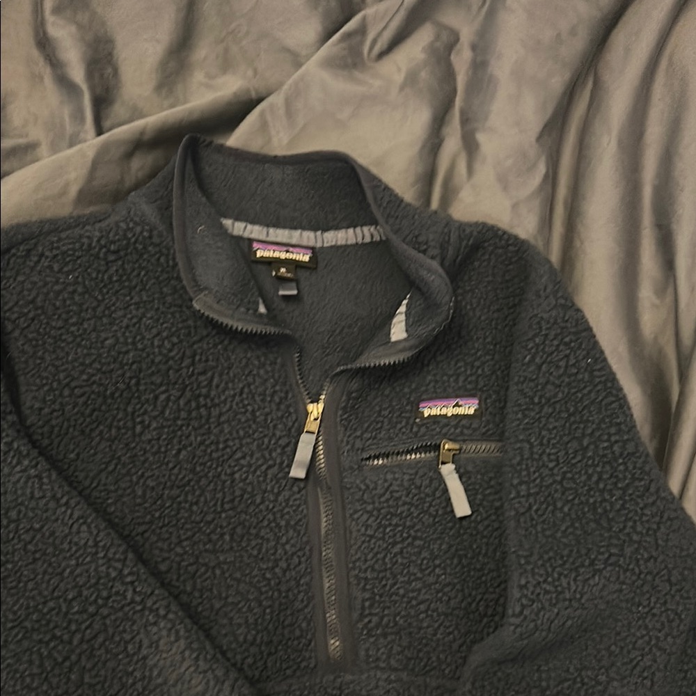 Patagonia navy Fleece Pullover